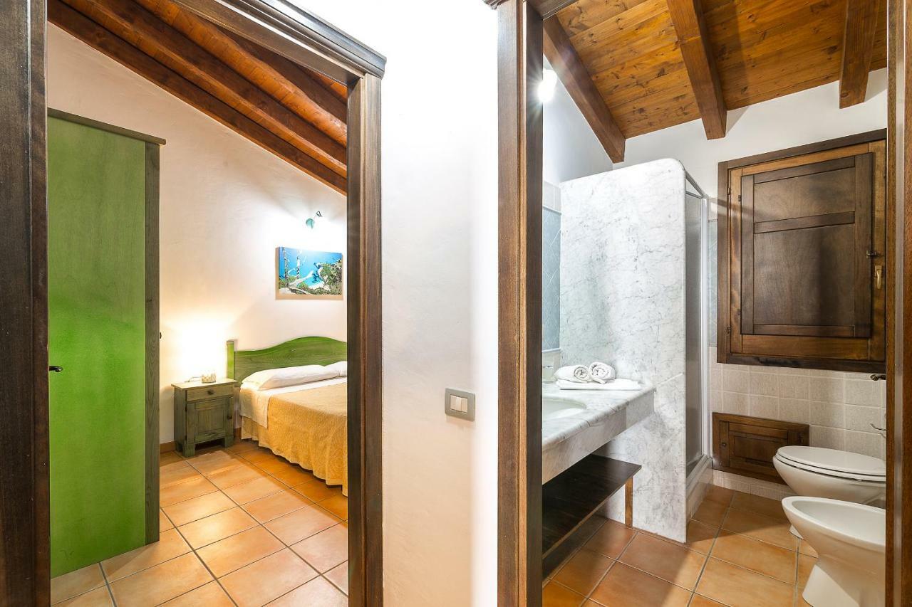 Casa Anna Villa Santa Maria Navarrese Eksteriør bilde