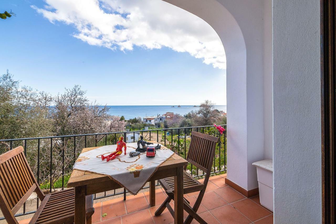 Casa Anna Villa Santa Maria Navarrese Eksteriør bilde