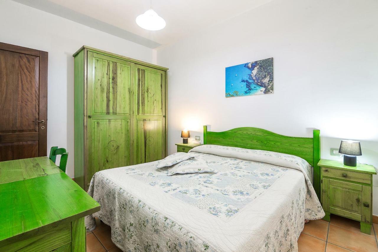 Casa Anna Villa Santa Maria Navarrese Eksteriør bilde