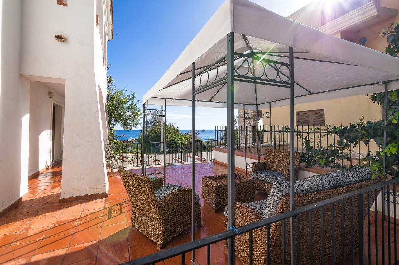 Casa Anna Villa Santa Maria Navarrese Eksteriør bilde